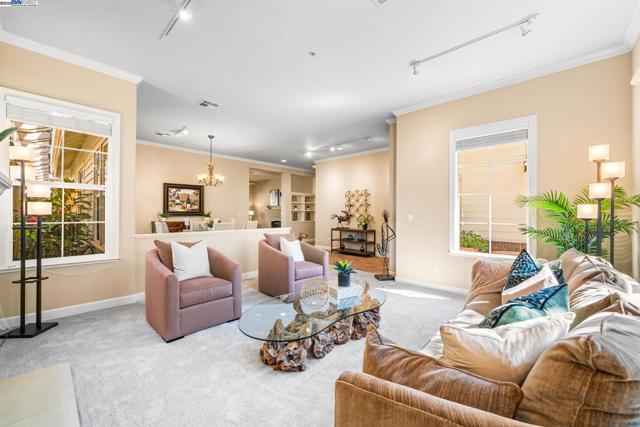 444 Cabonia Ct, Pleasanton CA: https://media.crmls.org/mediaz/acb2c727-3ea9-449e-970f-9f5302d3204c.jpg