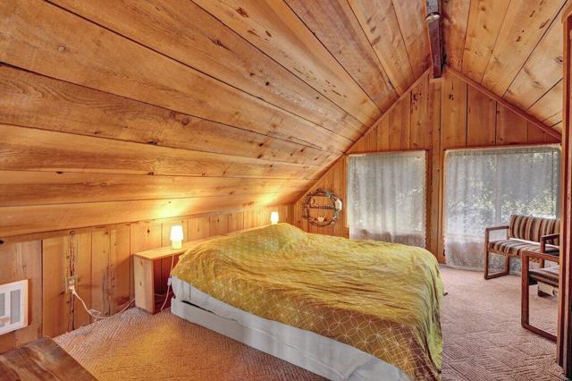 26785 Crestview Drive, Idyllwild CA: https://media.crmls.org/mediaz/acb55087-1790-4ef4-a819-628769351bd0.jpg