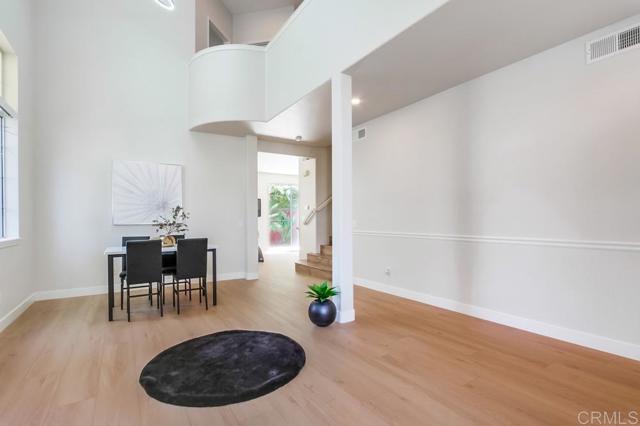 Detail Gallery Image 4 of 45 For 4455 Milano Way, Oceanside,  CA 92057 - 4 Beds | 2/1 Baths