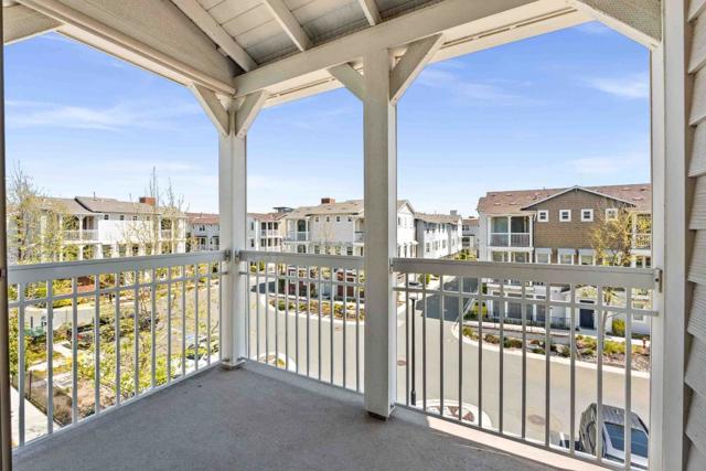 8629 Seawind Way, Newark CA: https://media.crmls.org/mediaz/acb5f206-2f7a-443e-9042-379b81eb468a.jpg