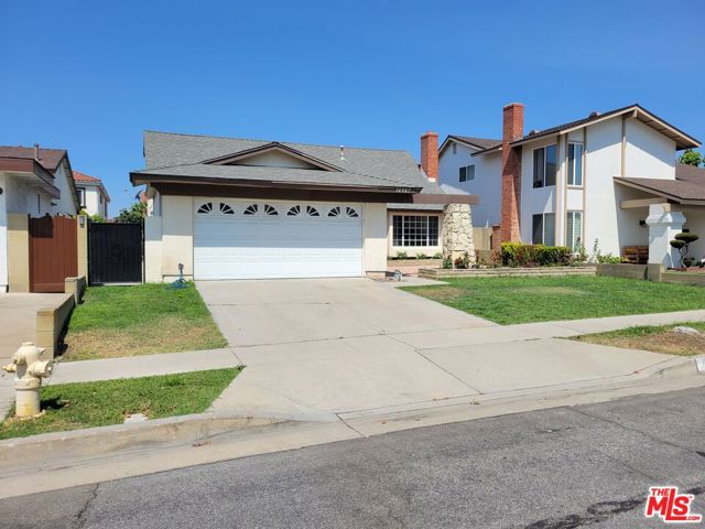 16907 Betty Avenue, Cerritos CA: https://media.crmls.org/mediaz/acb6ba05-d064-4c50-ad39-b5e9c2eedade.jpg