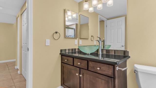 34585 Calle Tobara, Cathedral City CA: https://media.crmls.org/mediaz/acb754d0-47a1-4e61-b02c-00f81da47da8.jpg