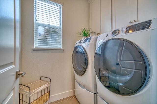 267 Sandy Gulch Drive, Marina CA: https://media.crmls.org/mediaz/acb7a524-6ac2-4e1d-81b2-449789a475c8.jpg