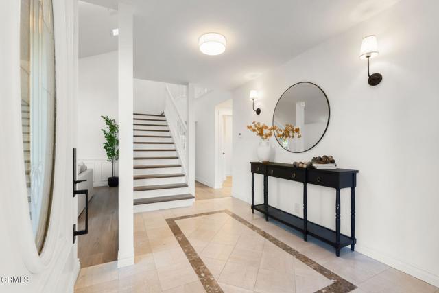 Detail Gallery Image 4 of 70 For 738 Capitan St, Thousand Oaks,  CA 91320 - 6 Beds | 4 Baths