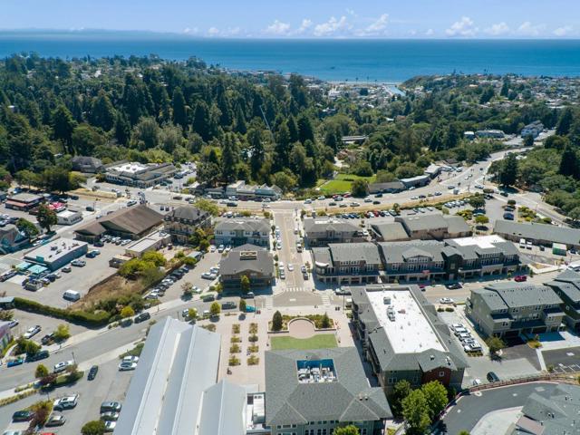 105 Vista Mar Court, Aptos CA: https://media.crmls.org/mediaz/acb9e5cc-e2c8-42ff-8234-8138968df5bd.jpg