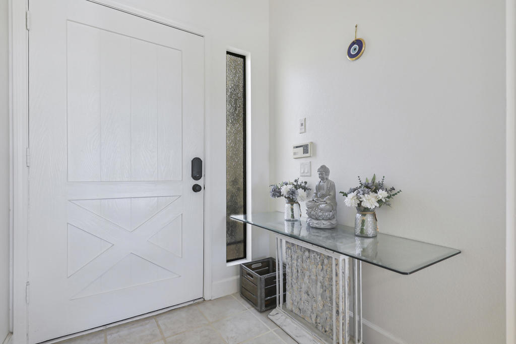 MLS #219137146DA image #3