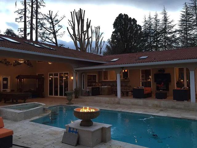 13605 Surrey Lane, Saratoga CA: https://media.crmls.org/mediaz/acbb5ec4-ce05-4151-b6e2-c1a165e0b94e.jpg