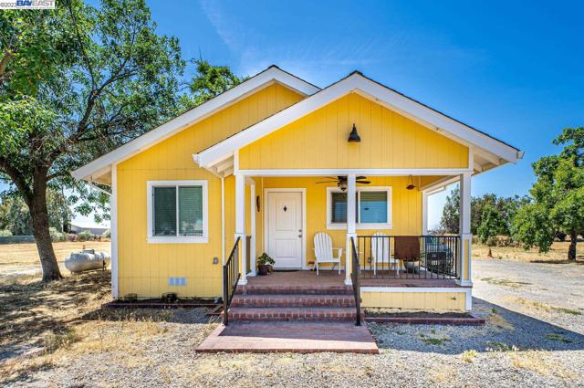 6381 Sellers Ave, Oakley, California 94561, 3 Bedrooms Bedrooms, ,1 BathroomBathrooms,Single Family Residence,For Sale,Sellers Ave,41030774