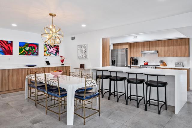2320 S Via Lazo, Palm Springs CA: https://media.crmls.org/mediaz/acbc0bb1-ab8c-4444-8865-4cd3281dc8cf.jpg