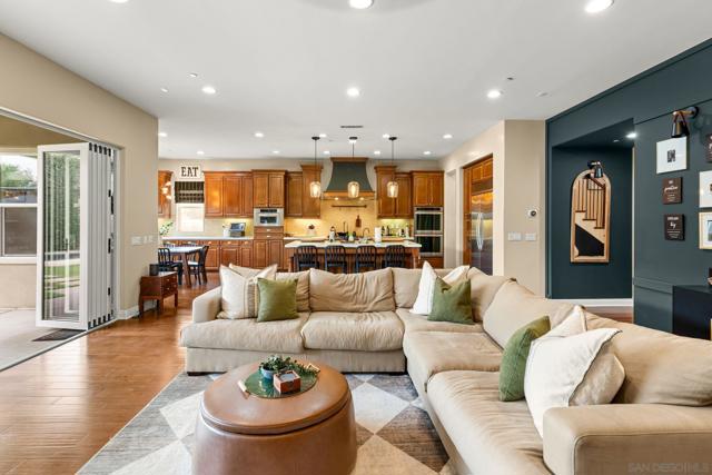 15740 Bacara Ct, San Diego CA: https://media.crmls.org/mediaz/acbd4e35-d6bb-448c-bb83-67f1f6f3b3b6.jpg