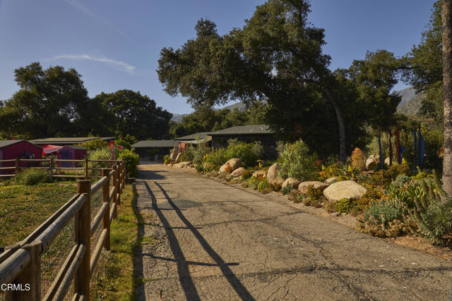 12293 Topa Lane, Santa Paula CA: https://media.crmls.org/mediaz/acbd6337-572a-4745-902b-e0425563e44b.jpg