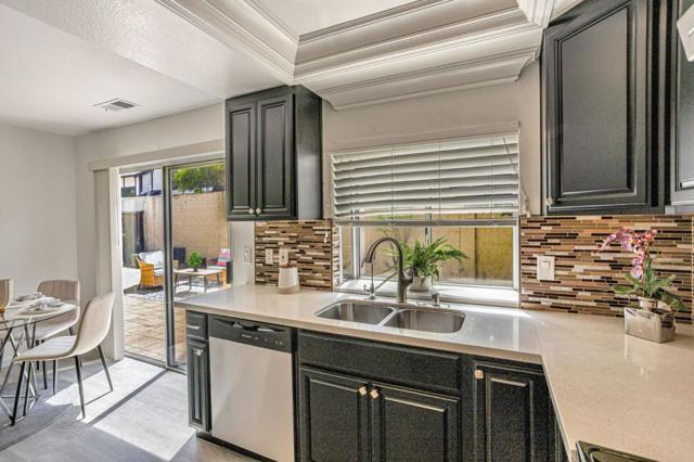 952 Coventry Way, Milpitas CA: https://media.crmls.org/mediaz/acbdb4cd-a27d-4a4b-9197-b3f61c0ac385.jpg