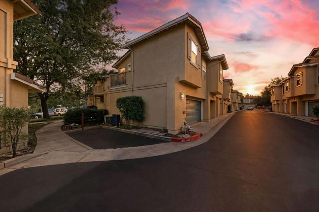 561 Manhattan Place, San Jose CA: https://media.crmls.org/mediaz/acbf0673-d9db-4215-bbb6-c2130cd7ca0e.jpg
