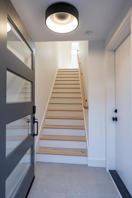 782 Elm Street, San Carlos CA: https://media.crmls.org/mediaz/acc0638d-240a-4d31-ba6d-00f07d87ed37.jpg