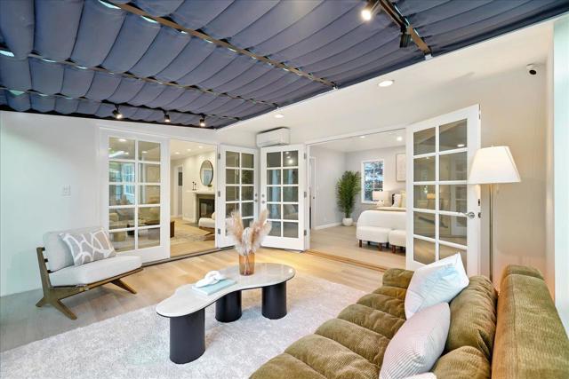 162 Del Monte Avenue, Los Altos CA: https://media.crmls.org/mediaz/acc08d13-3e4e-4935-8f2d-1a96acbedacb.jpg