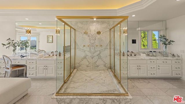 Drew Fenton | 3123 Stone Oak Drive Los Angeles CA | MLS: 7171865