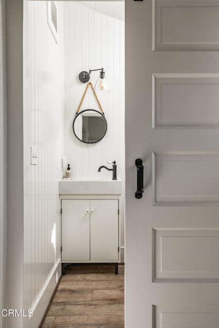 Detail Gallery Image 32 of 59 For 428 Corona Del Mar Dr, Santa Barbara,  CA 93103 - 5 Beds | 2/1 Baths