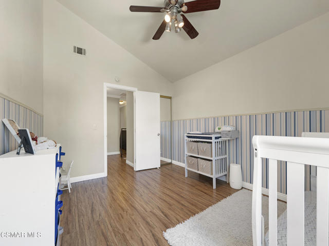 190 Donegal Avenue, Newbury Park CA: https://media.crmls.org/mediaz/acc1be76-3dbd-4020-9d4b-8d5324c50bbc.jpg