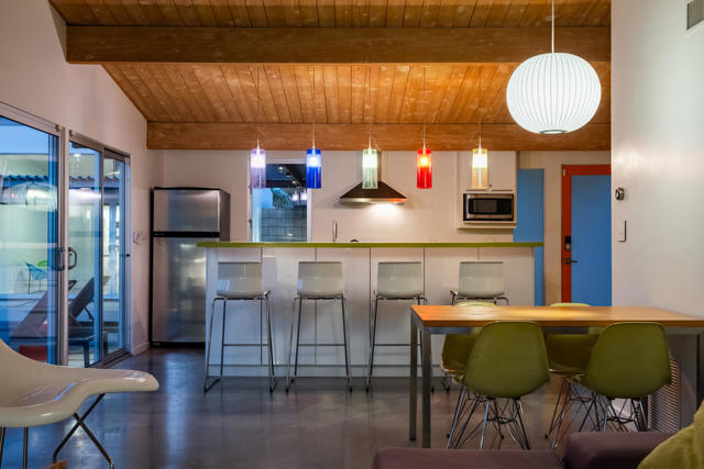 438 E Racquet Club Road, Palm Springs, CA 92262