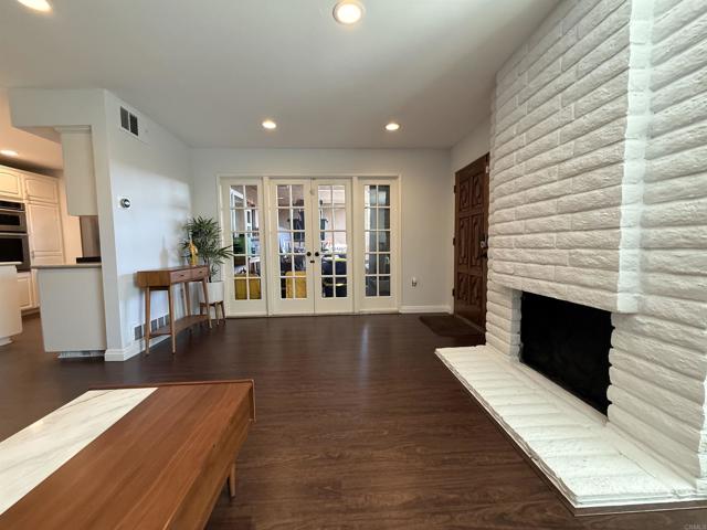 Detail Gallery Image 5 of 16 For 17428 Ashburton Rd, San Diego,  CA 92128 - 3 Beds | 2/1 Baths