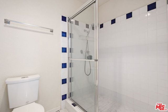 4200 Via Dolce, Marina del Rey CA: https://media.crmls.org/mediaz/acc41225-96c1-4fd6-9754-84acfec2587d.jpg