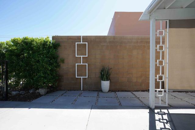 44855 San Jacinto Avenue, Palm Desert, CA 92260