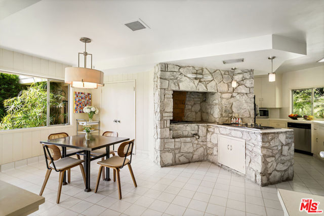 Drew Fenton | 11556 Bellagio Road Los Angeles CA | MLS: 7385261