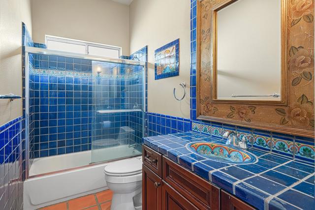 78270 Avenida Nuestra, La Quinta CA: https://media.crmls.org/mediaz/acc5fa5f-6ae8-4ae5-ab75-947478450e38.jpg