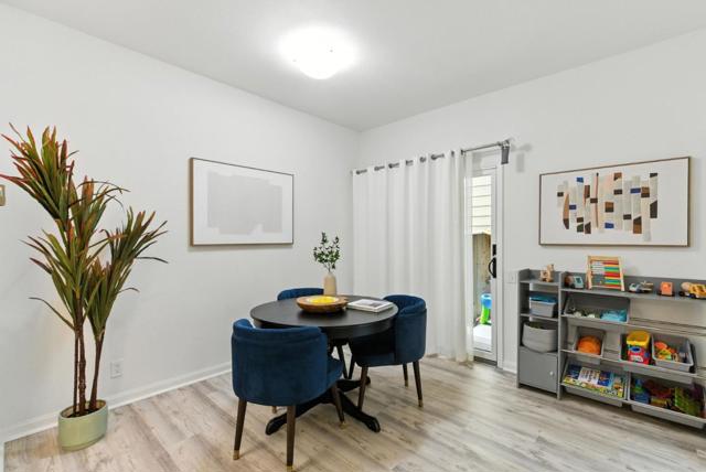 914 Shoreline Drive, San Mateo CA: https://media.crmls.org/mediaz/acc628be-164b-4c37-8047-9afe8283776e.jpg
