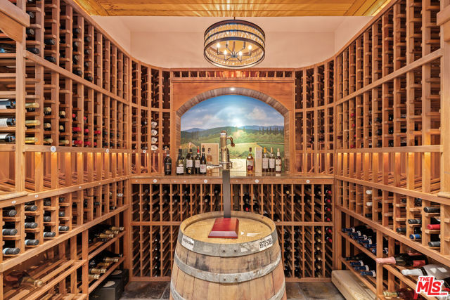 75653 Camino De Paco, Indian Wells CA: https://media.crmls.org/mediaz/acc63a0c-25a2-4197-94d8-a5f39839db17.jpg