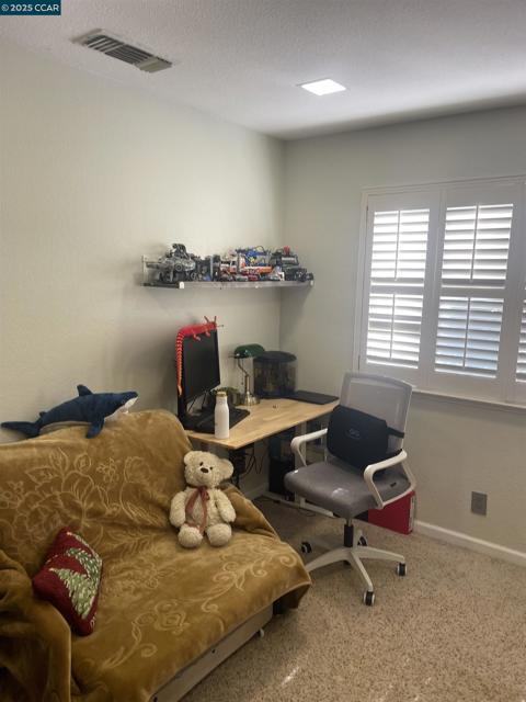 1011 Amanda Cir, Brentwood CA: https://media.crmls.org/mediaz/acc6620f-2b4c-4d03-a505-c72b5a290c24.jpg