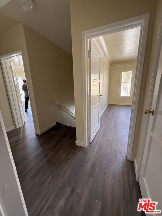 4196 5th Avenue, Los Angeles CA: https://media.crmls.org/mediaz/acc750af-5e70-440a-8a92-800dde3f7b5f.jpg