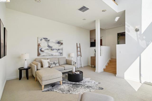 Image 23 of 60 For 110 Gravatt Dr