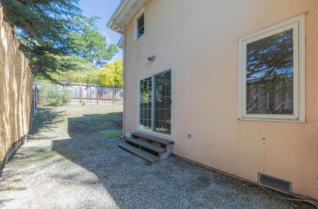 3239 Serra Avenue, Carmel CA: https://media.crmls.org/mediaz/acc81616-3037-417b-b209-add42ac125a1.jpg