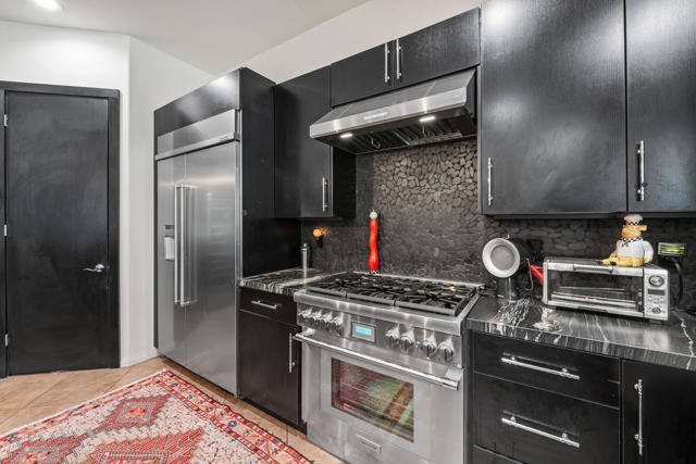 7 Chopin Court, Rancho Mirage CA: https://media.crmls.org/mediaz/acc837fc-e649-44e2-a1a3-e953ebda78da.jpg