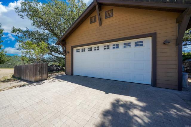 Detail Gallery Image 9 of 73 For 21057 Sutherland Dam Rd, Ramona,  CA 92065 - 2 Beds | 2 Baths
