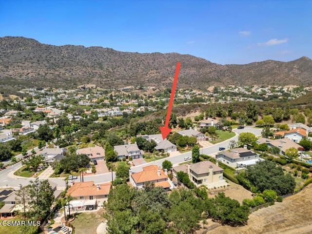 4953 Kilburn Court, Oak Park CA: https://media.crmls.org/mediaz/acc8eeea-62ce-4224-b3d1-e749b3f48cbd.jpg