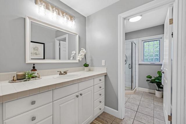 331 Idyllwild Court, Redwood City CA: https://media.crmls.org/mediaz/acc9173e-28ba-4849-bd07-30e14fb2afc6.jpg