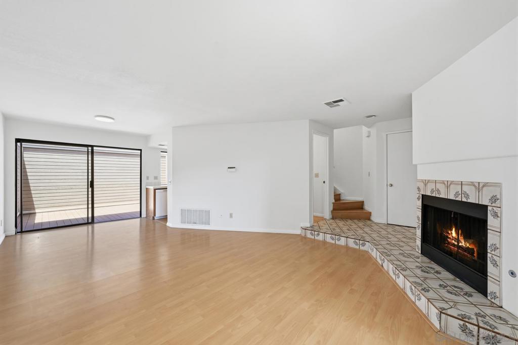 9260 Towne Centre Dr - photo 5