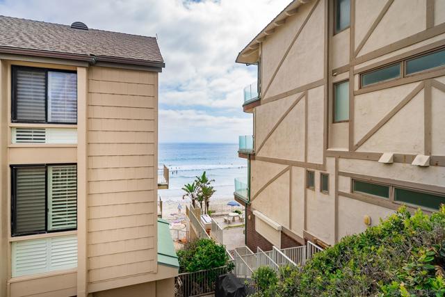 Image 37 of 45 For 2955 Ocean Street  19