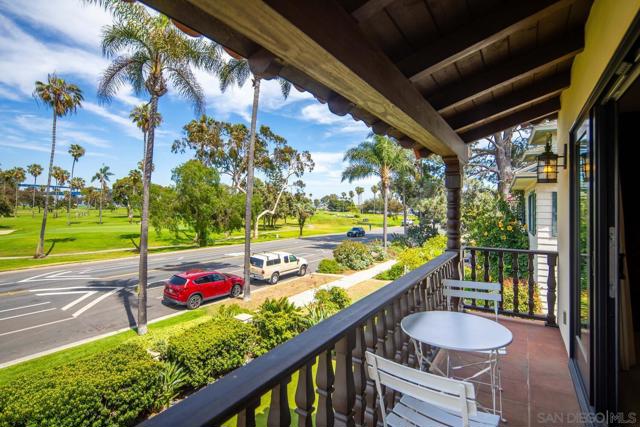 650 Glorietta Blvd, Coronado CA: https://media.crmls.org/mediaz/accb7b65-e847-4032-a21d-56ccfd502bff.jpg