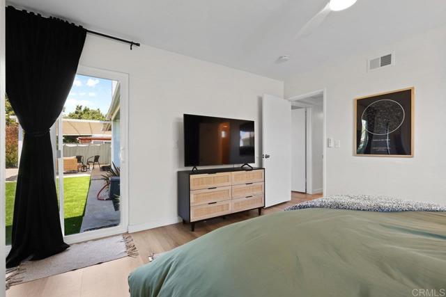 972 Maria Way, Chula Vista CA: https://media.crmls.org/mediaz/accc3fe7-e4fd-436a-b83c-a8ca71cb95ee.jpg