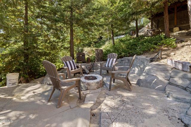 54186 Road 432, Bass Lake CA: https://media.crmls.org/mediaz/acccded8-4e6f-4472-ab33-df24d2076d33.jpg