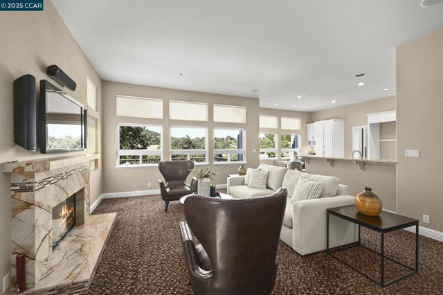 Image 11 of 40 For 1063 Sunrise Ridge Dr