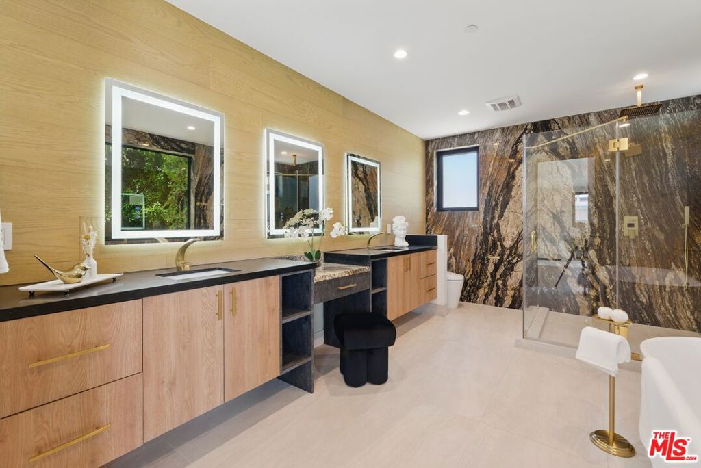 4906 Van Noord AvenueSherman Oaks image #34
