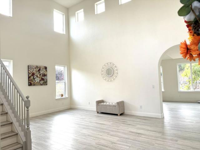 Image 5 of 37 For 7045 Tarvisio Way
