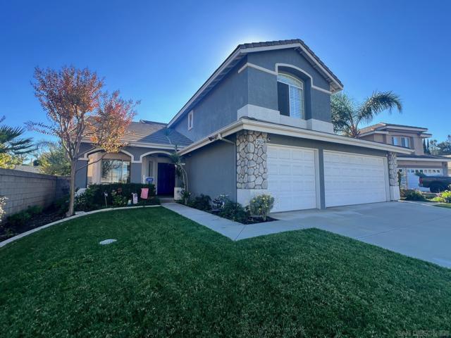 260 Sierra Madre Way, Corona CA: https://media.crmls.org/mediaz/acd00e14-6262-4837-bf1d-cde9011a9017.jpg