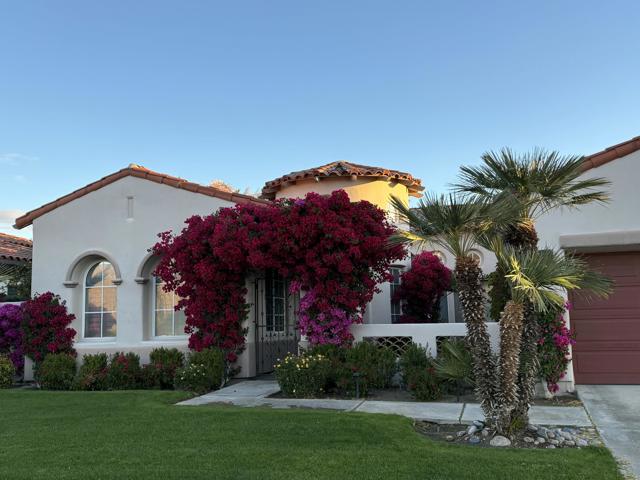 79640 Citrus, La Quinta CA: https://media.crmls.org/mediaz/acd13237-7f45-4478-9e48-e7e71ac3e869.jpg