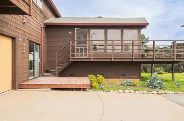 9066 Coker Road, Salinas CA: https://media.crmls.org/mediaz/acd19854-f4d2-4f1b-988c-dd2c92ebce20.jpg