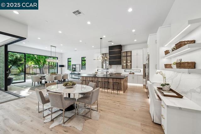 2990 Limestone Rd, Alamo CA: https://media.crmls.org/mediaz/acd20eb5-2bbc-442b-8b5a-0335b727b5ec.jpg